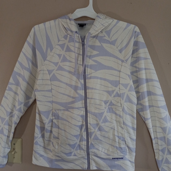 Patagonia Coastal Hideaway Suncover Hoodie Full Zip Purple Womens Sz Small - Picture 3 of 7